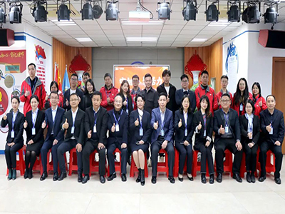 守初心 聚活力 创将来丨优德88集团2022 年度总结赞美大会圆满实现